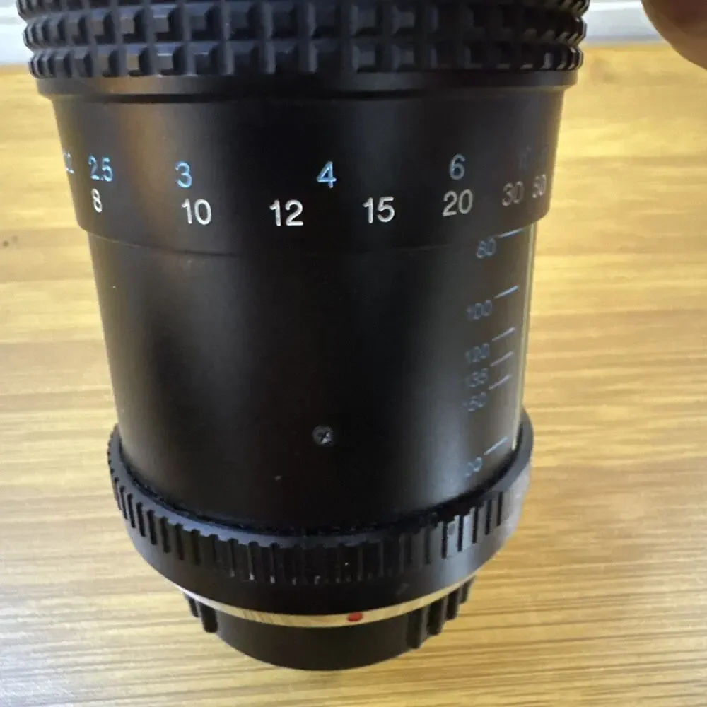 Tokina RMC II 80-200mm f/4 Telephoto Zoom Lens for Canon FD Manual Focus Vintage